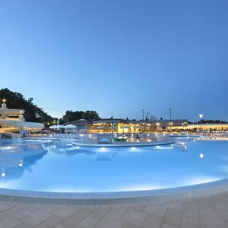 Comfortable With A Terrace Rovinj